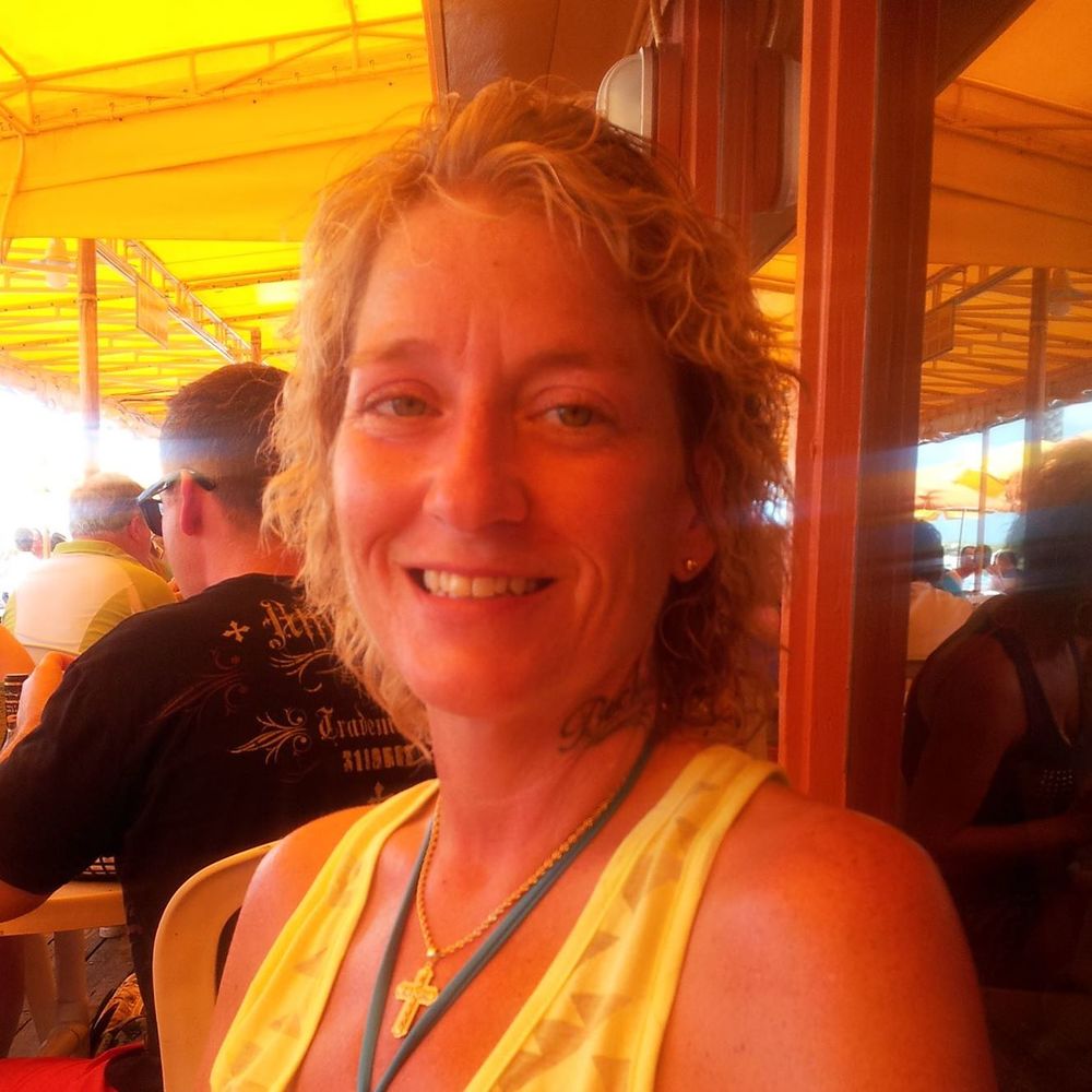 Meet your Posher, Becki